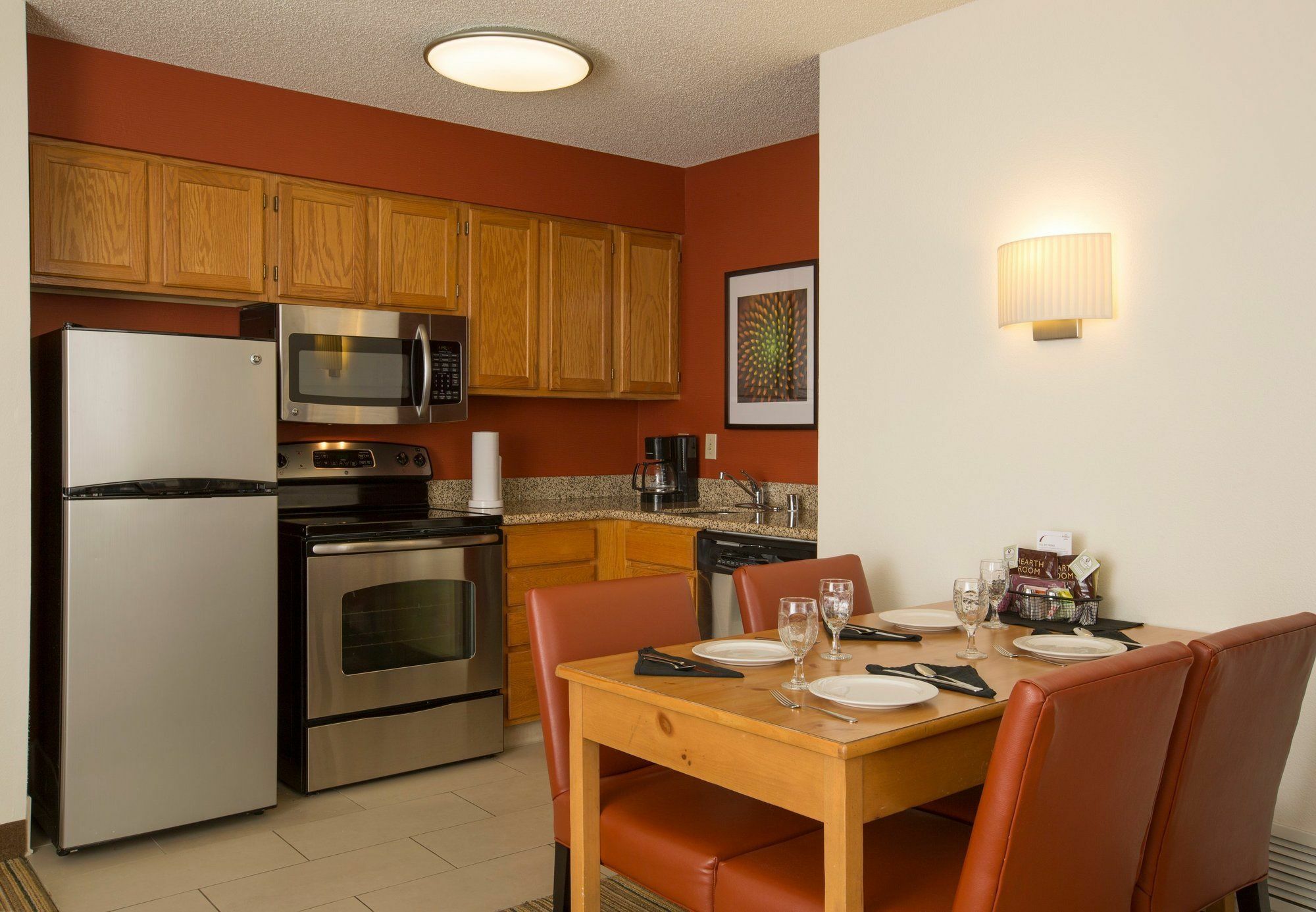 Downtown 3*